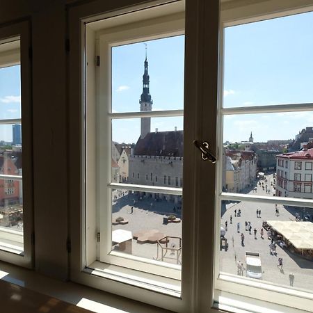 Tallinn City Apartments Old Town Square Екстер'єр фото