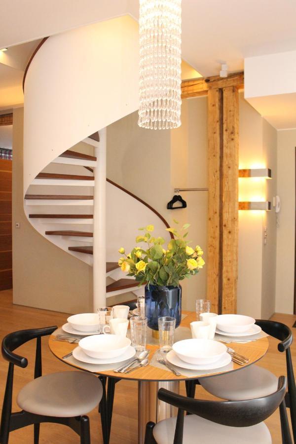 Tallinn City Apartments Old Town Square Екстер'єр фото