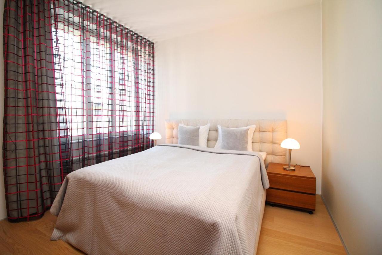 Tallinn City Apartments Old Town Square Екстер'єр фото